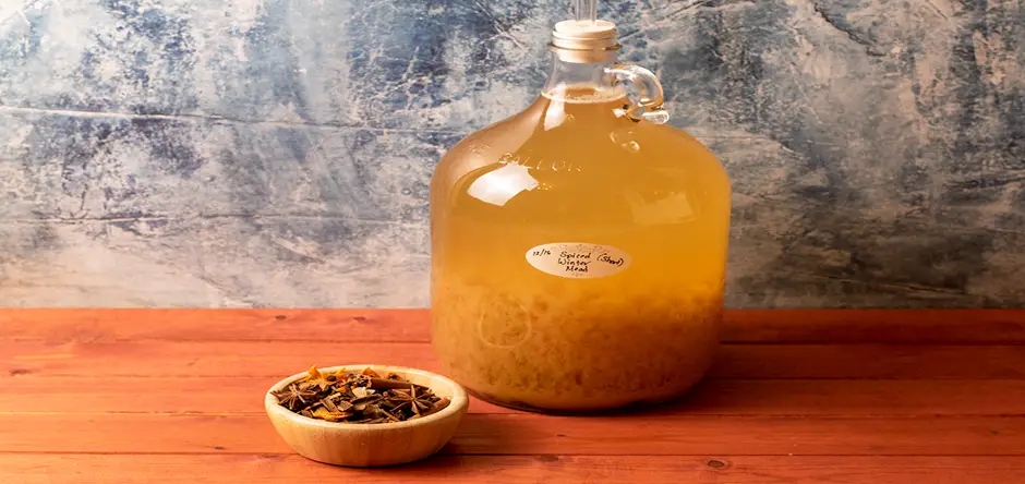Spiced mead - Mamajuana substitute drink