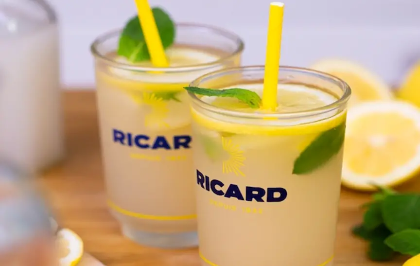 Adding some fresh citrus juice to Ricard