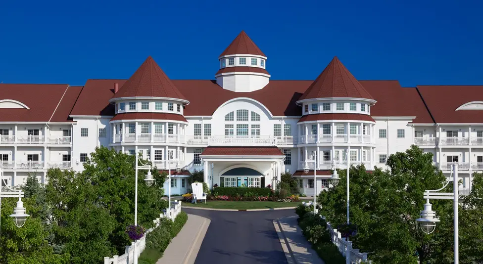4. Blue Harbor Resort [3Star Hotel]